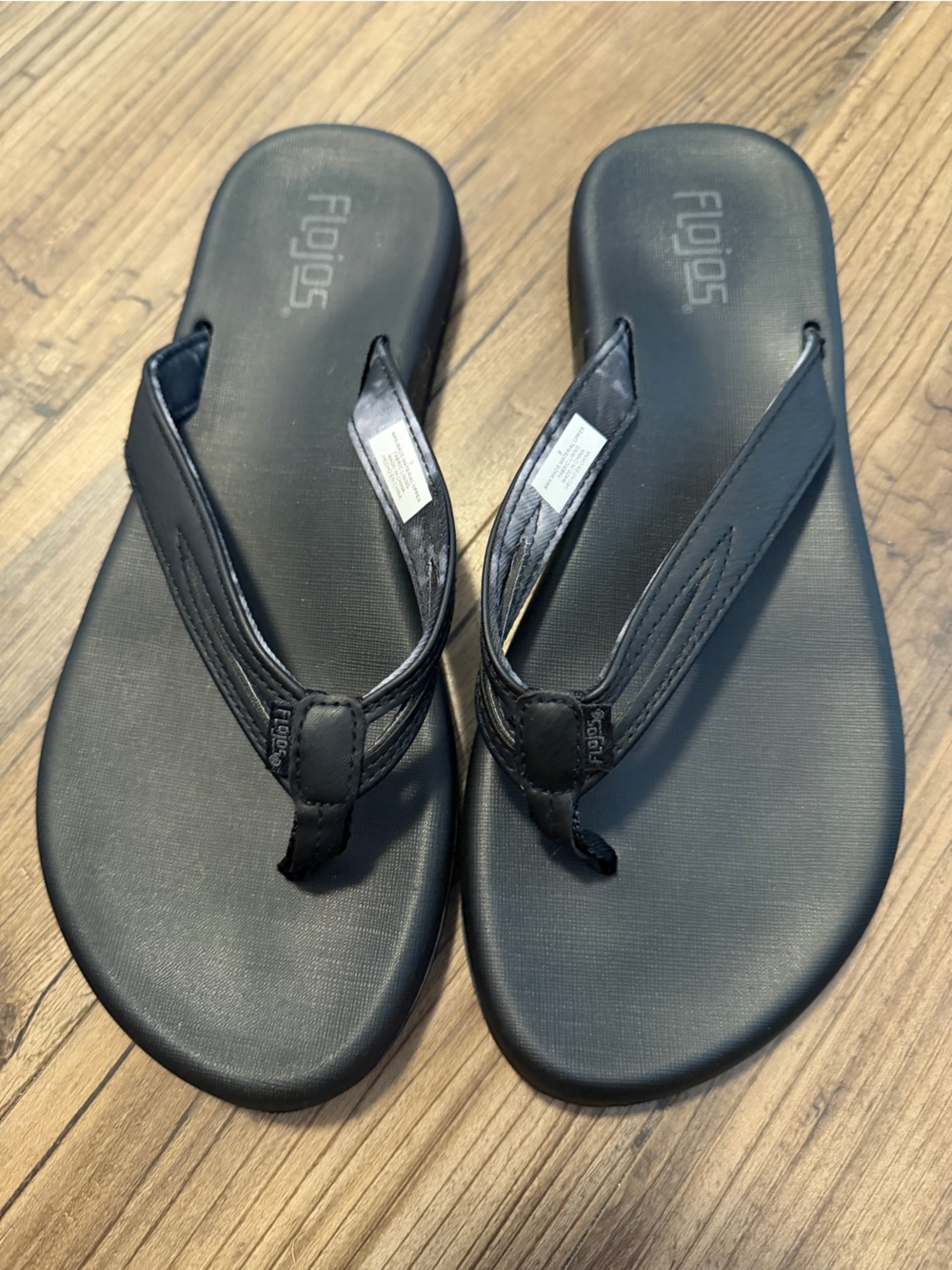 Flojos Black flip flop Sandals women’s size 9 super soft yoga mat sole